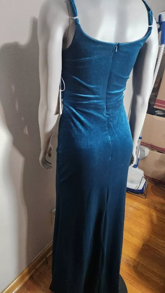 Sexy Beautiful Dress Women's Emerald Green Velvet V Neck Party Formal NWT