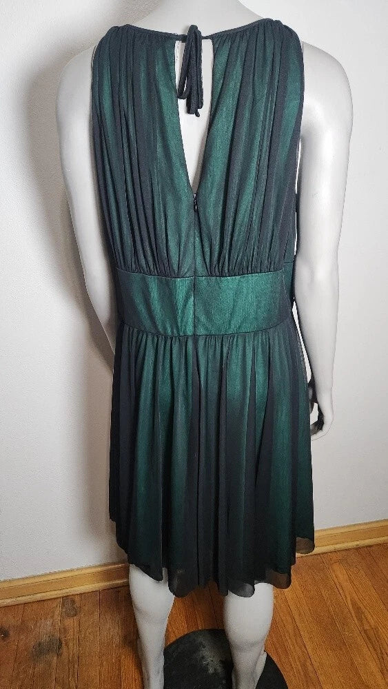 La Nouvelle NWT Women's size 1X Dress Green Renaissance