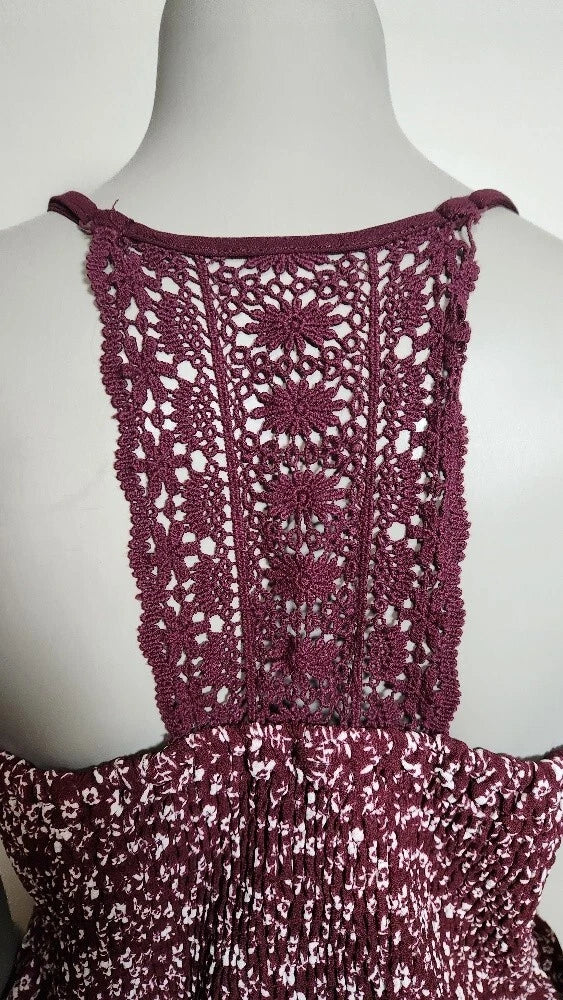 Dress Xhilaration Womens BorgundyFloral Stretch Fit  Size X-Large